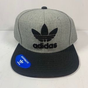 Adidas snap back hat